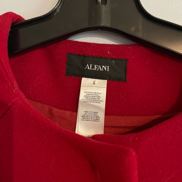 Red wool jacket - Picture 2 of 9